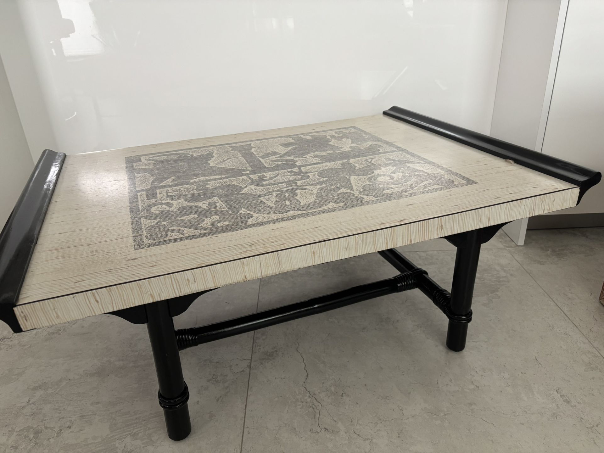 VINTAGE BAMBOO COCKTAIL TABLE