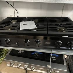 Dacor 48” Gas Range Top Black Stainless Steel 