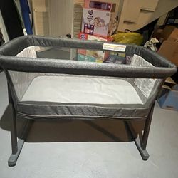 Safety 1st 2-in-1 Bassinet
