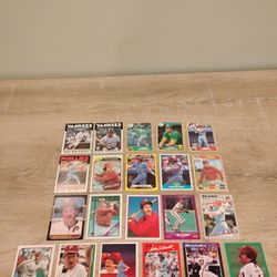 21 baseball cards 1(contact info removed) Phillies, Yankees, Oakland A's (Mike Schmidt, etc)