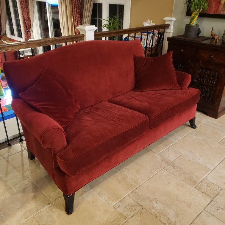 Couch Crate And Barrel Color Red 