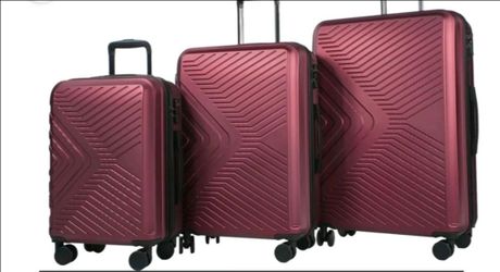 Brand new suitcase set