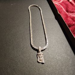ICED JESSUS PENDANT WITH CHAIN 