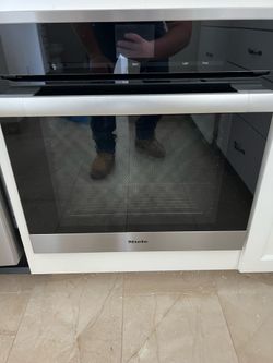 24” Miele Oven - Barely Used