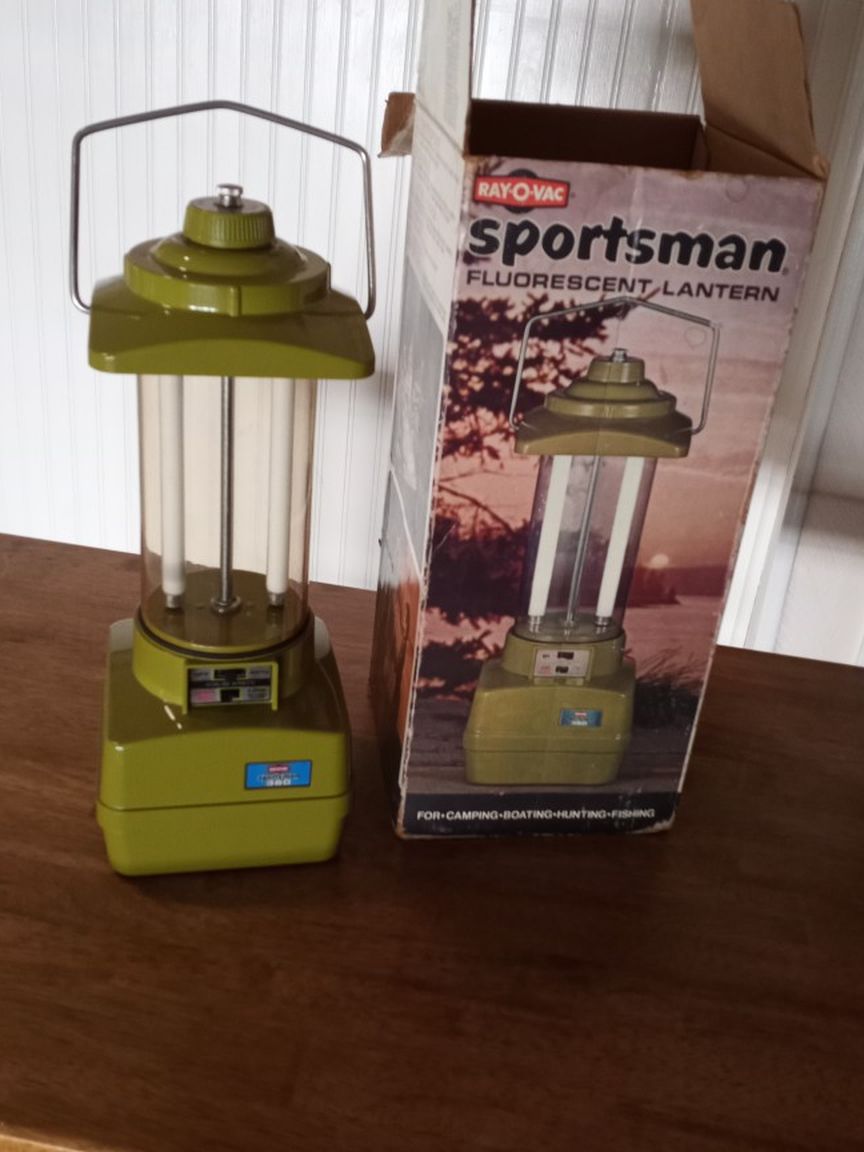 Ray-O-Vac Sportsman Lantern NEW