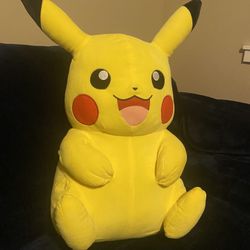 Large Plush Pikachu Pokémon 