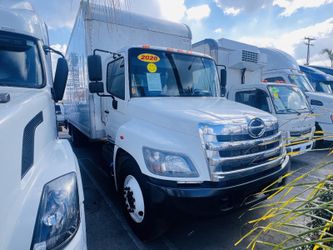 2020 HINO Conventional Type Truck
