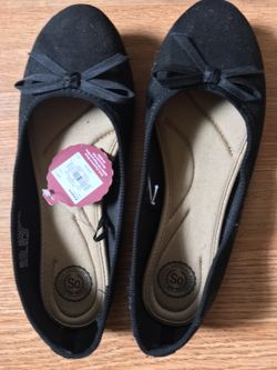 Brand new black flats