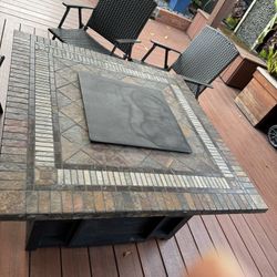 Fire Place And Table Outdoor 