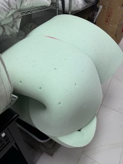 Brand new memory foam mattress topper sz KING thick and soft