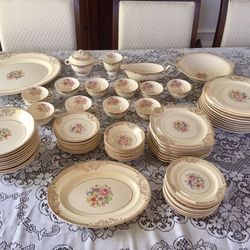 Antique China set- Stetson warranted 22 KT Gold from 1950’s - 74 pieces