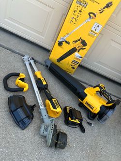 DEWALT 20V MAX Cordless Battery Powered String Trimmer & Blower Combo Kit with (1) 4 Ah Battery & Charger