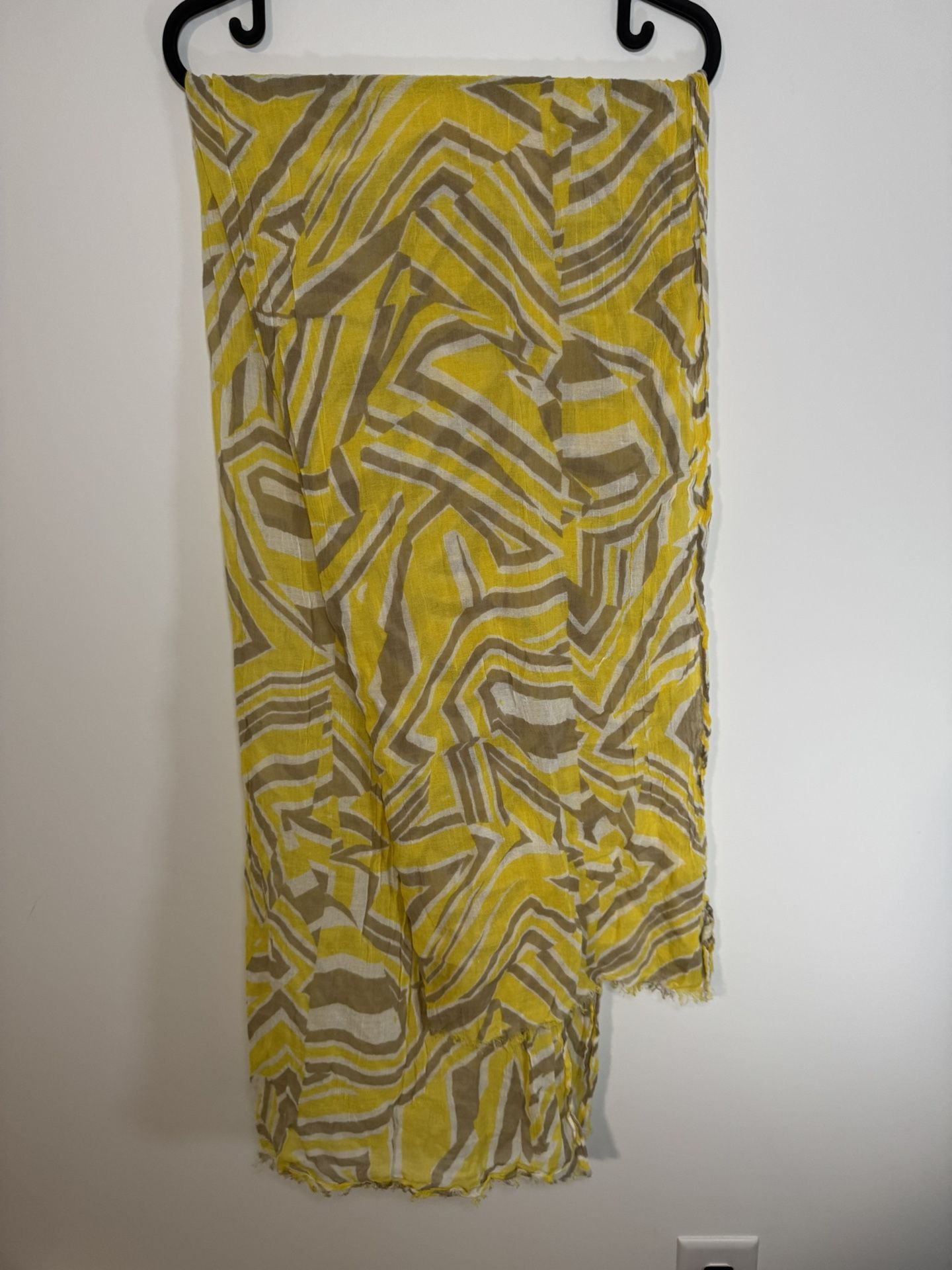 Banana Republic Yellow And Gray Long Woman’s Scarf Wrap