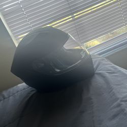 Matte Black Full-Face Helmet - Great Condition