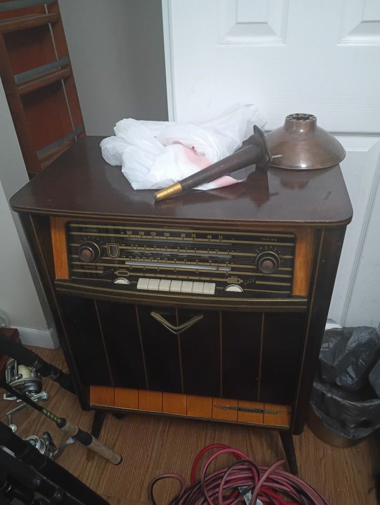 German Tube Radio Antique