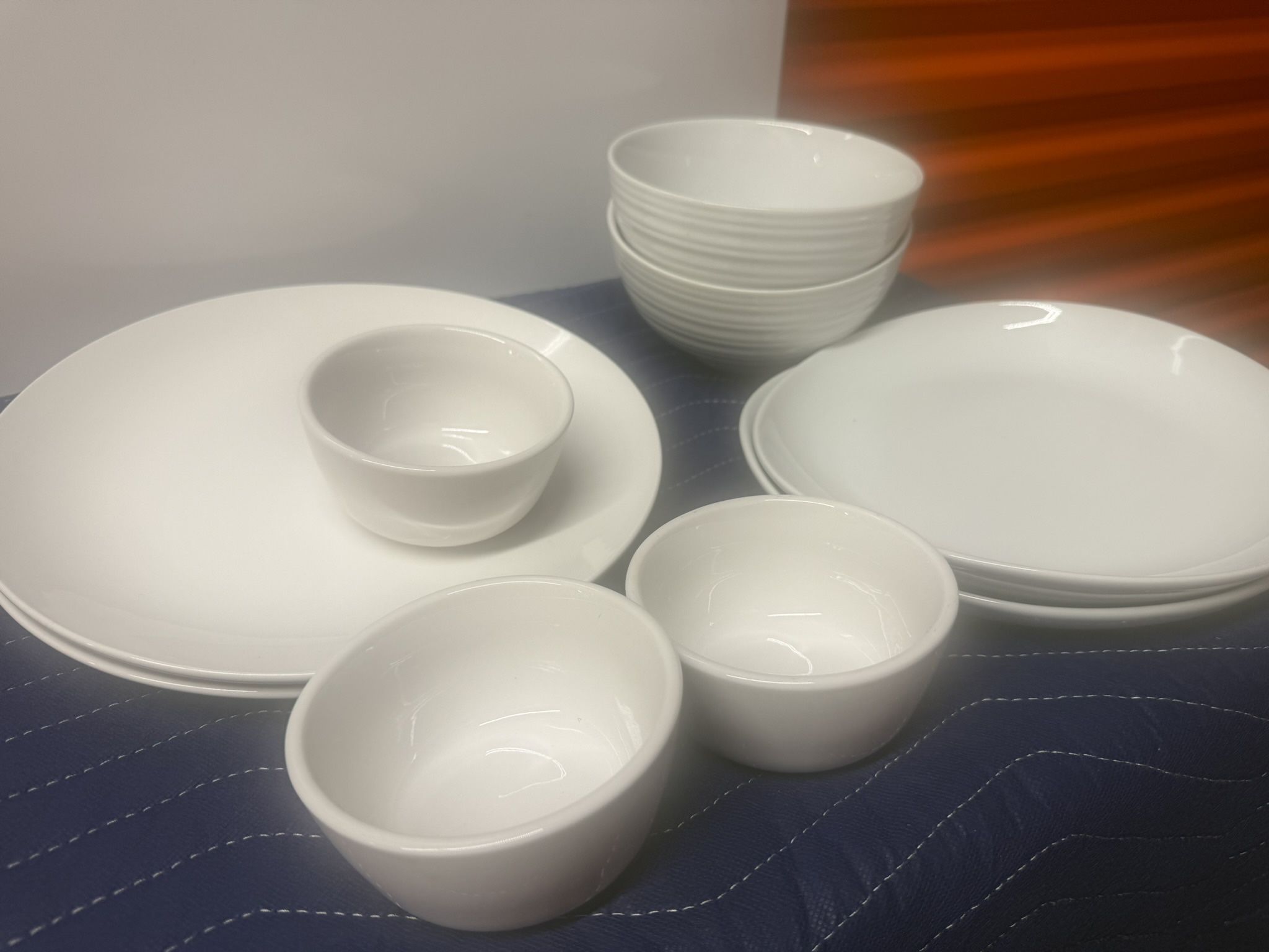 Plates & Bowls