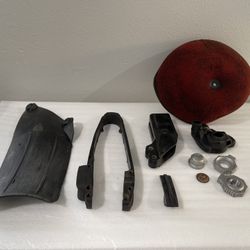 2003 KTM SX125 SX 125 PARTS CHAIN GUIDE GUARD SLIDER MUD FLAP STOCK OEM 