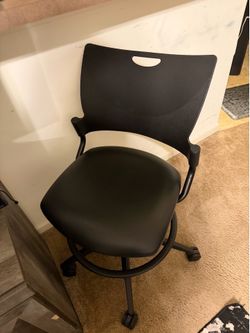 Computer chair
