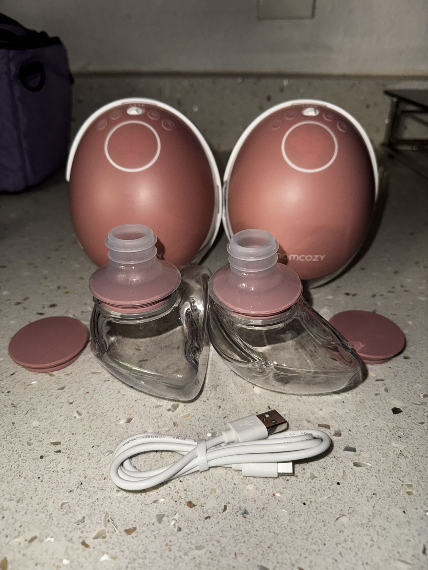 Momcozy M9 Breast pump