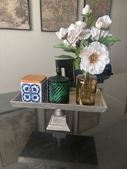 Metal display/ stand