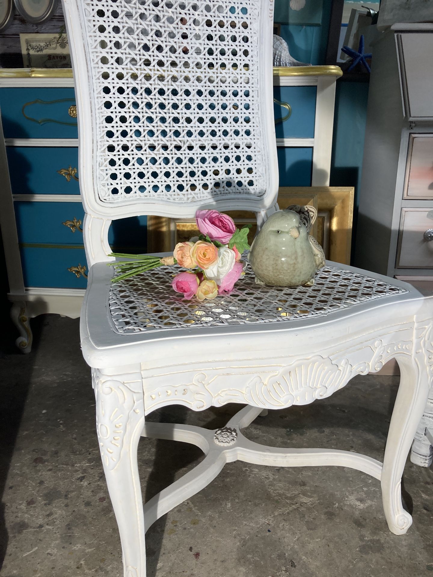 Pretty vintage wicker white chair