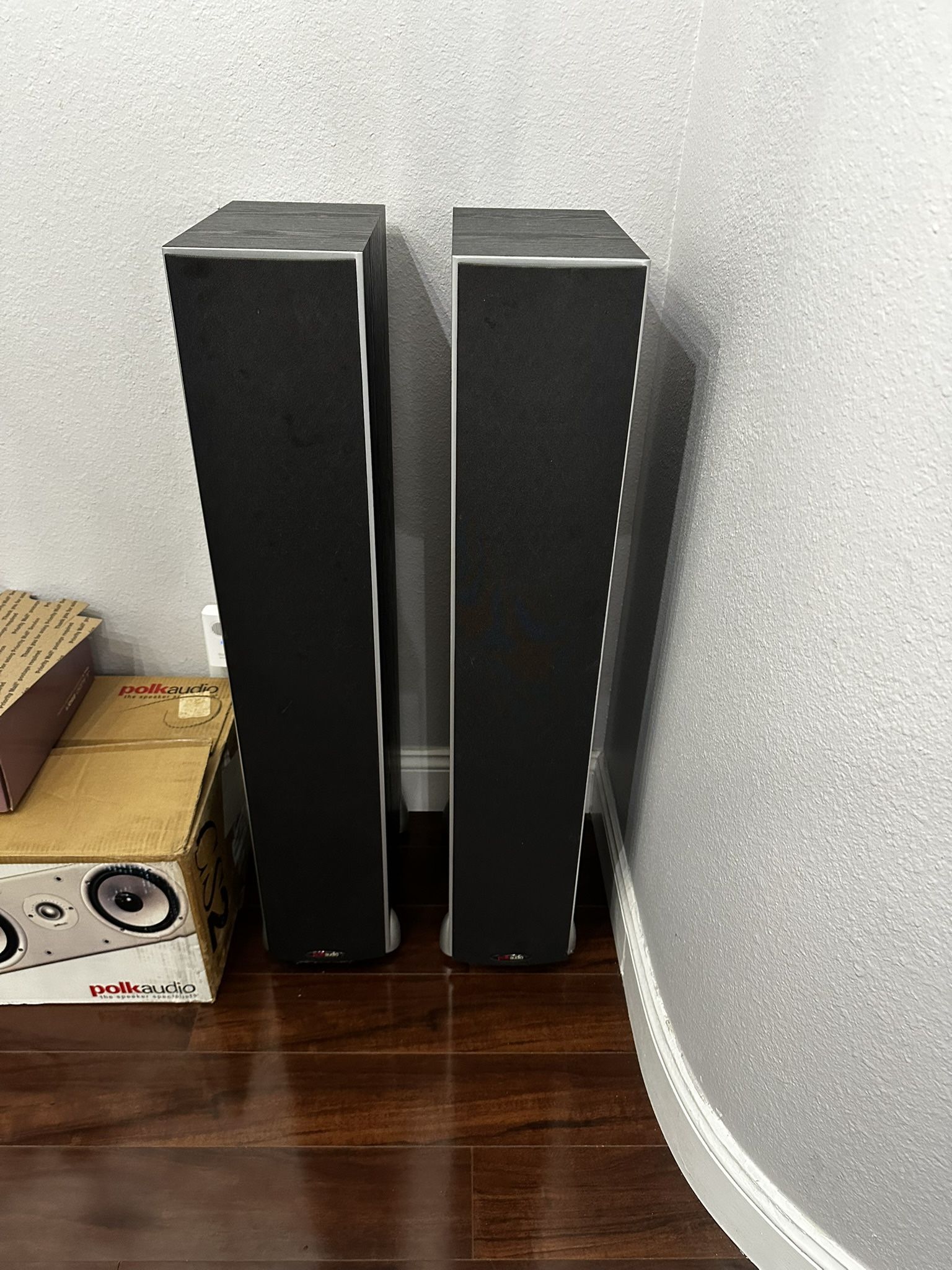 Polk Audio Monitor 60 Standing Tower Speakers