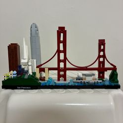 Lego Architecture San Francisco Set 21043 - Retired Complete (2019)