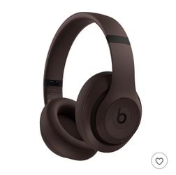 BOSE QuietComfort Headphones / BEATS Studio Pros