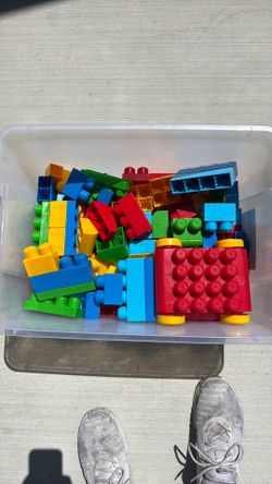 Toddlers/young child Mega Bloks