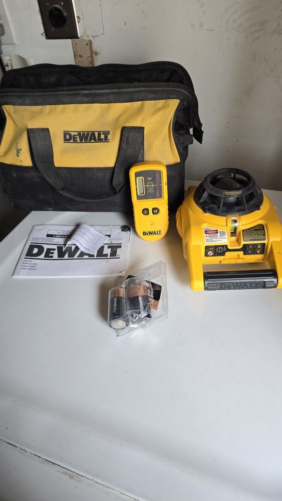Walt DW074 Rotary Laser