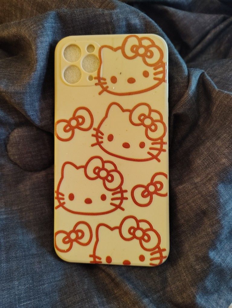 Hello Kitty iPhone Cases