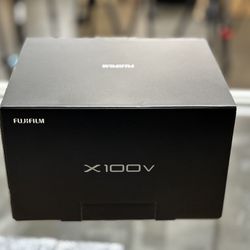 Fujifilm X100V 26.1MP 4K Digital Camera Silver