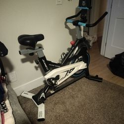 Pooboo Bluetooth Magnetic Exercise bike