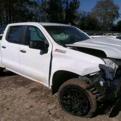 2019 gmc sierra parts partout. Title for parts only, transmission no good, good v8 6.2 4x4 motor 30 day warranty