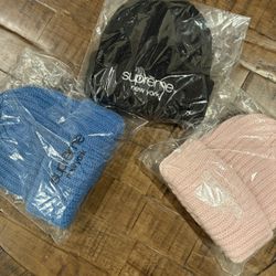 FW 24 Week 14 Supreme Classic Logo Beanie, & Sport Polartec Pink