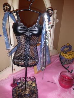 Jewlery Holder