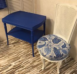 Antique 5 legged chair and vintage table