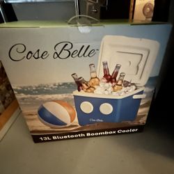 Brand New Cose Belle 13L Bluetooth Boombox Cooler Speaker Drink Cooler in Box