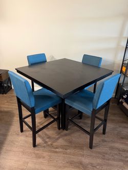 Counter Height Dining Table Set with 4 Chairs
