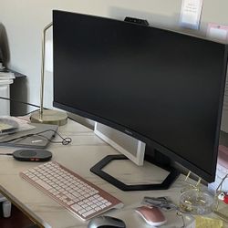 PHILIPS 34E1C5600HE 34" UltraWide QHD 21:9 Monitor with Built-in Windows Hello Webcam & Noise Canceling Mic, USB-C Docking, Stereo Speakers, 100Hz, 4-