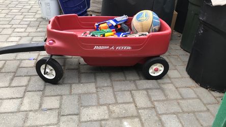 Radio Flyer wagon