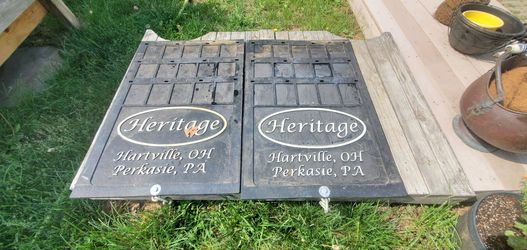 Pair of tractor trailer mud flaps
