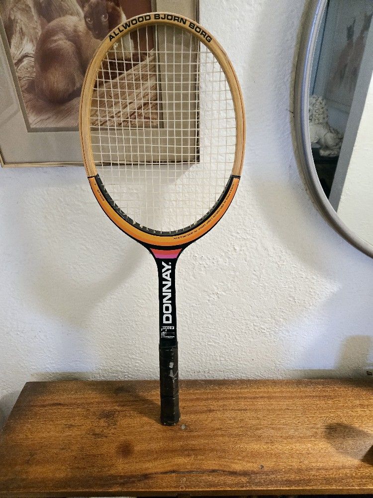 RARE Donnay Allwood Bjorn Borg Tennis Racket Light Med. 4 Used