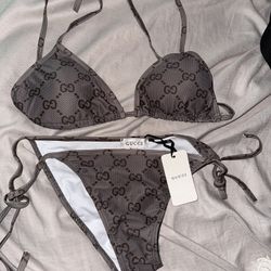 new bikini with tags 