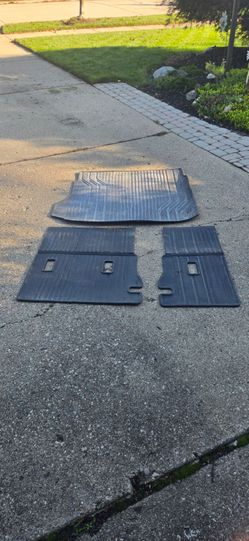 2024 Chevy equinox ev cargo mats