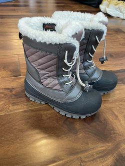 Snow Boots