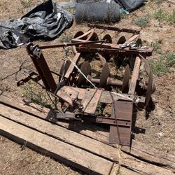 Disc for dirt turning  Or landscaping decor redone our yard