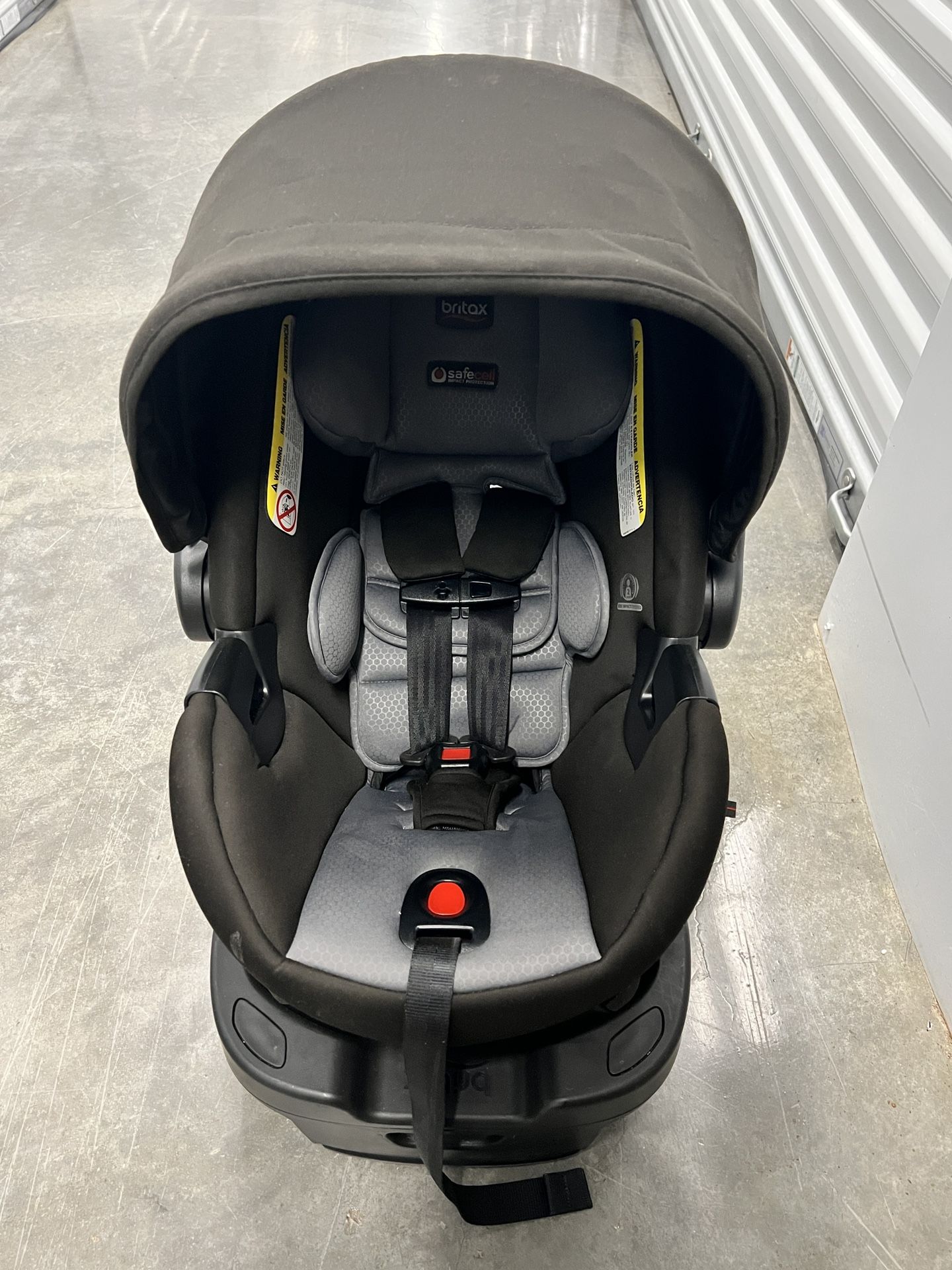 Britax B-Safe Infant Car Seat With Bases