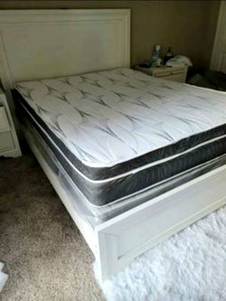 New QUEEN PILLOW TOP MATTRESS and BOX SPRING 2PC