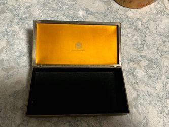 Vintage  Evans hand-enameled metal box from the 1940s or 1950s
